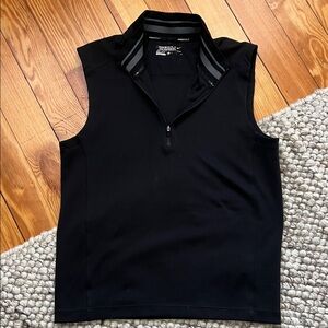 Men’s Black Sleeveless Golf Quarter Zip-Up Top